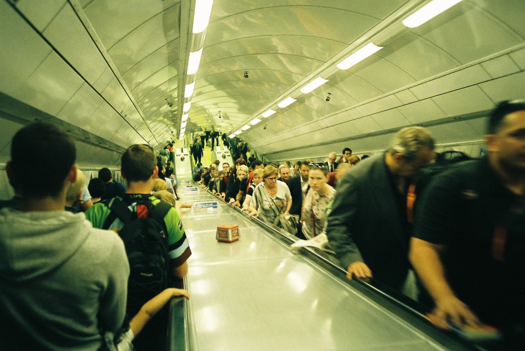 Hark1karan - Daily Life - Victoria Underground - September 2014