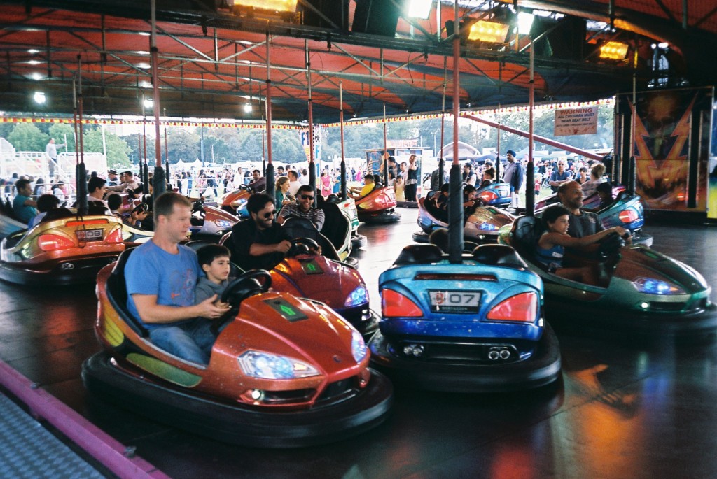 Hark1karan - Daily Life - Mela - Gunnersbury Park - Bumper Cars